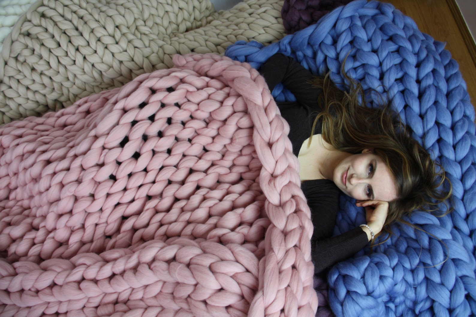 Knit a weighted online blanket